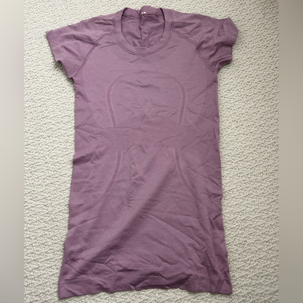 Lululemon swiftly tech!